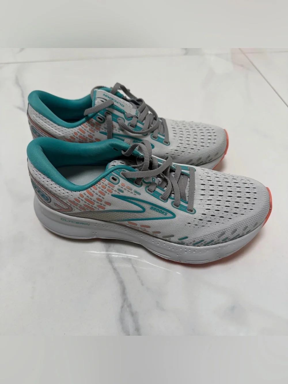 Brooks Women's Teal Gray Athletic Running Shoes